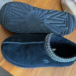 Ugg slippers